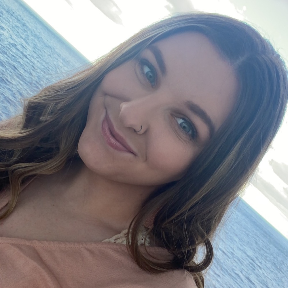 Meet your Posher, Megan - Picture 1 of 1